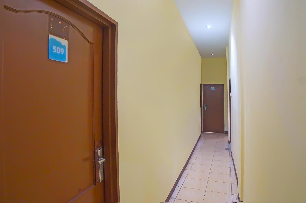 Reddoorz At Jalan Japaris Medan Otel Dış mekan fotoğraf