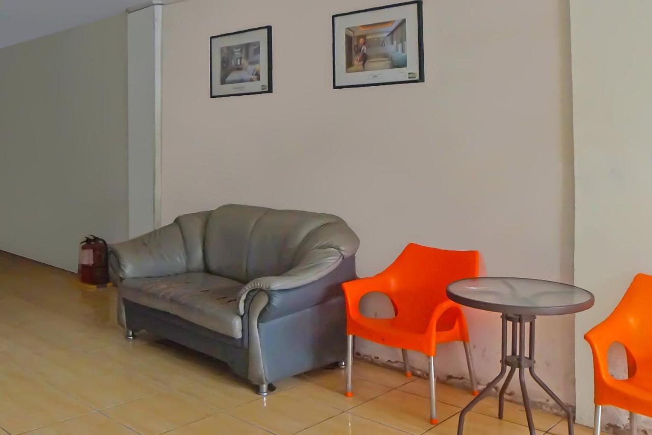Reddoorz At Jalan Japaris Medan Otel Dış mekan fotoğraf