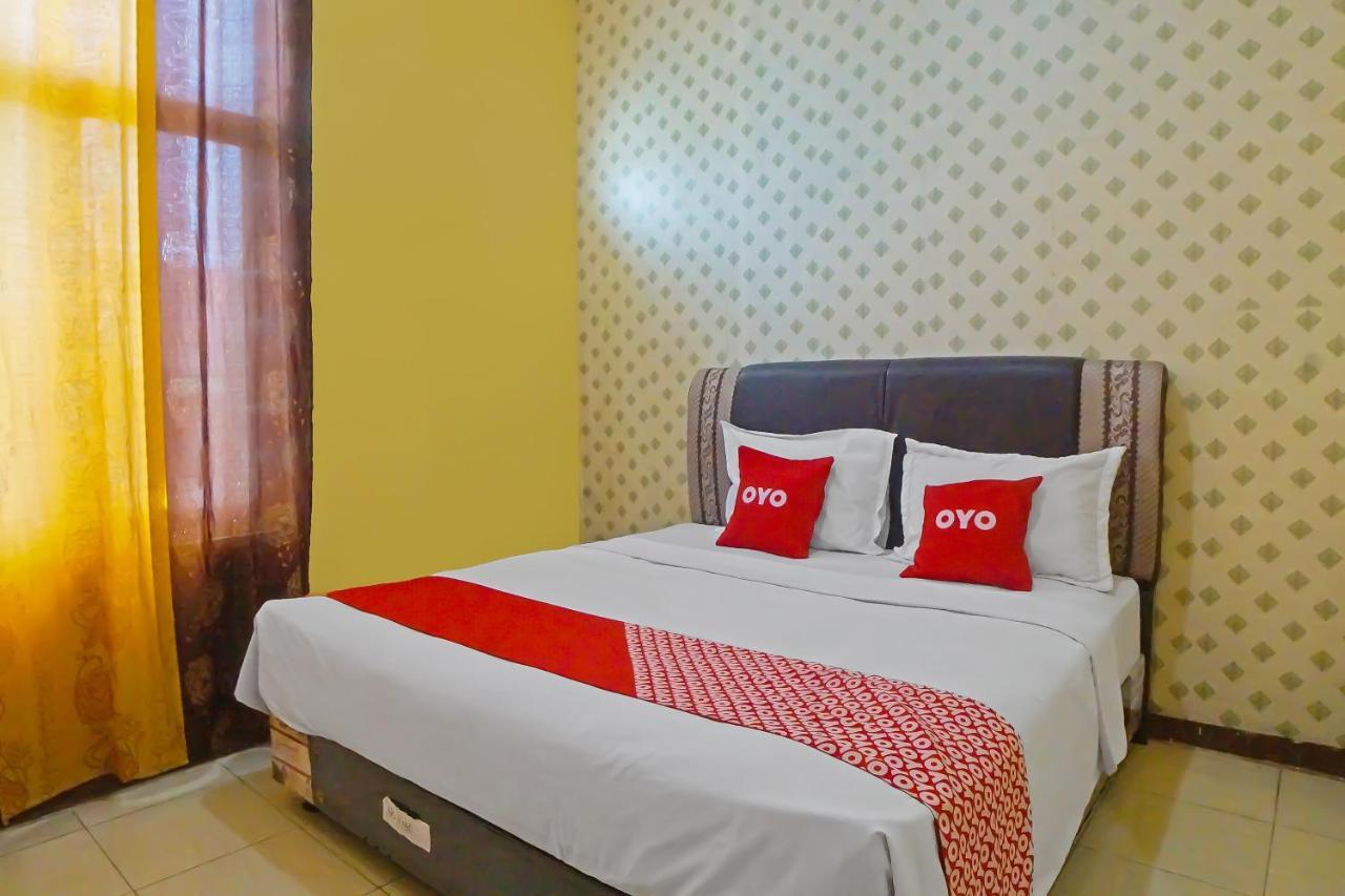 Reddoorz At Jalan Japaris Medan Otel Dış mekan fotoğraf