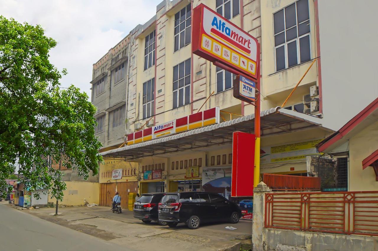 Reddoorz At Jalan Japaris Medan Otel Dış mekan fotoğraf
