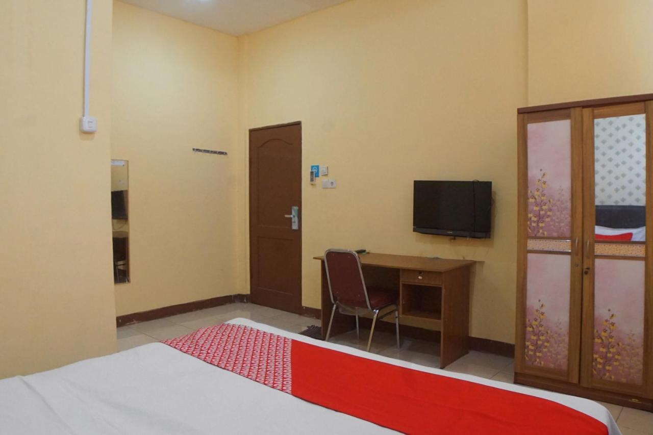 Reddoorz At Jalan Japaris Medan Otel Dış mekan fotoğraf